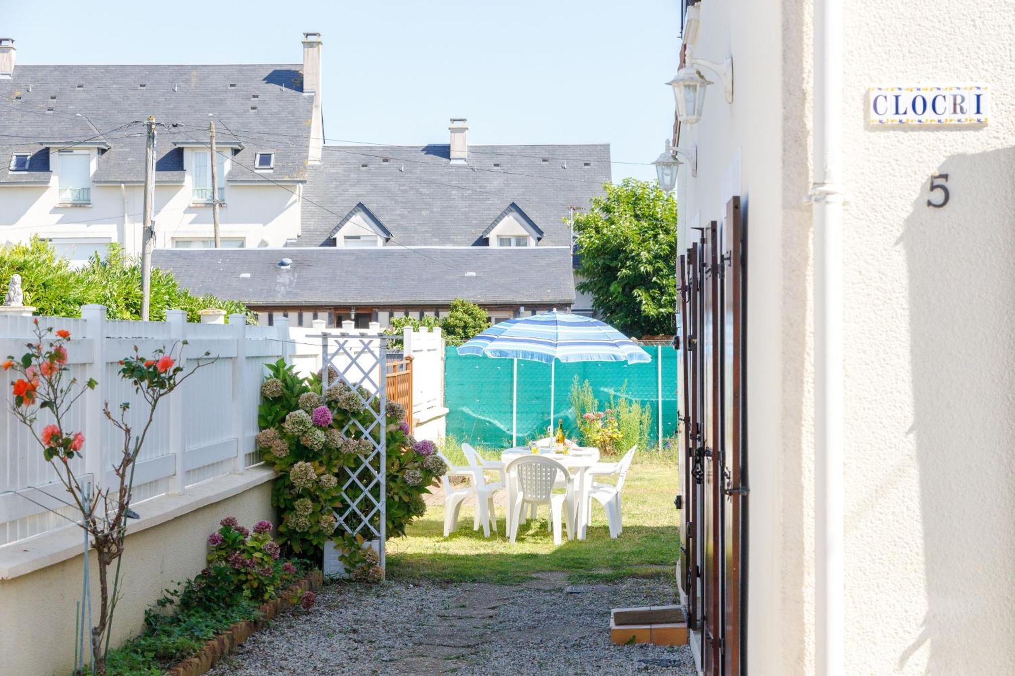 La Maison Cabourgeaise Proche Mer Exterior photo